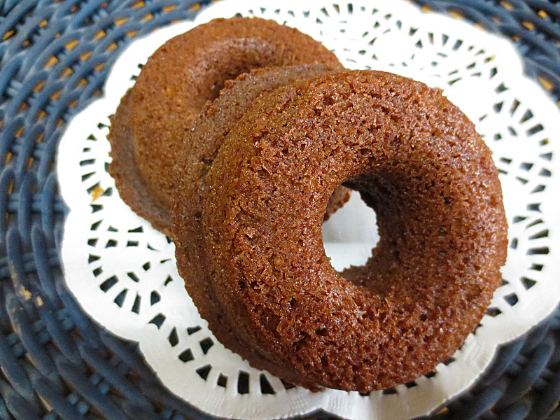 神戸の手作りパン屋さんホルスのおすすめパン｜「焼きドーナツ　ショコラ」」￥180(税込￥194.4)[名谷限定]